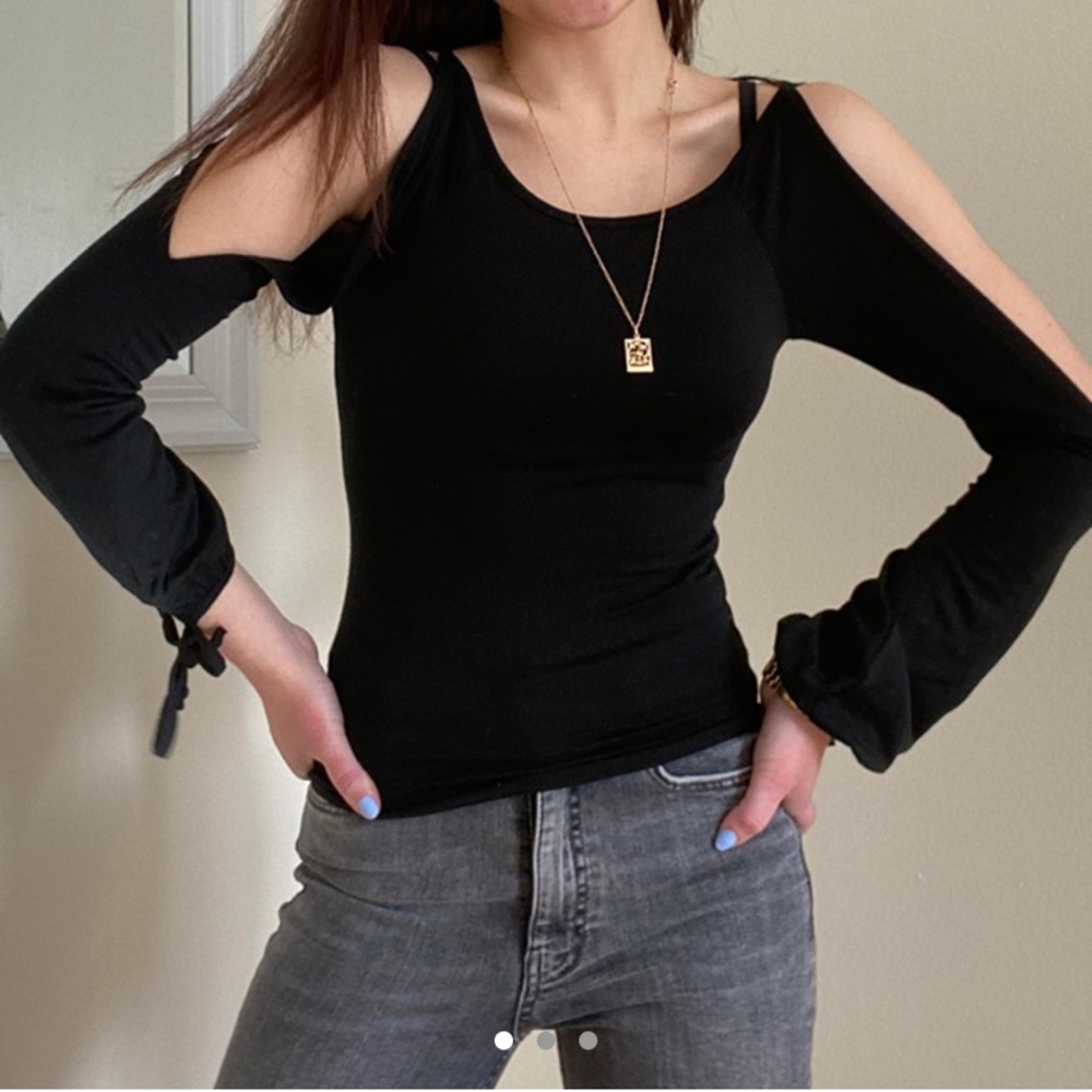 Verge girl black exposed shoulder top